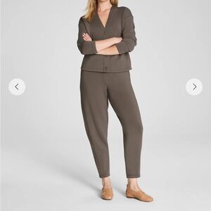 NOT FOR SALE SPANX AirEssentials Barrel Leg Pants
